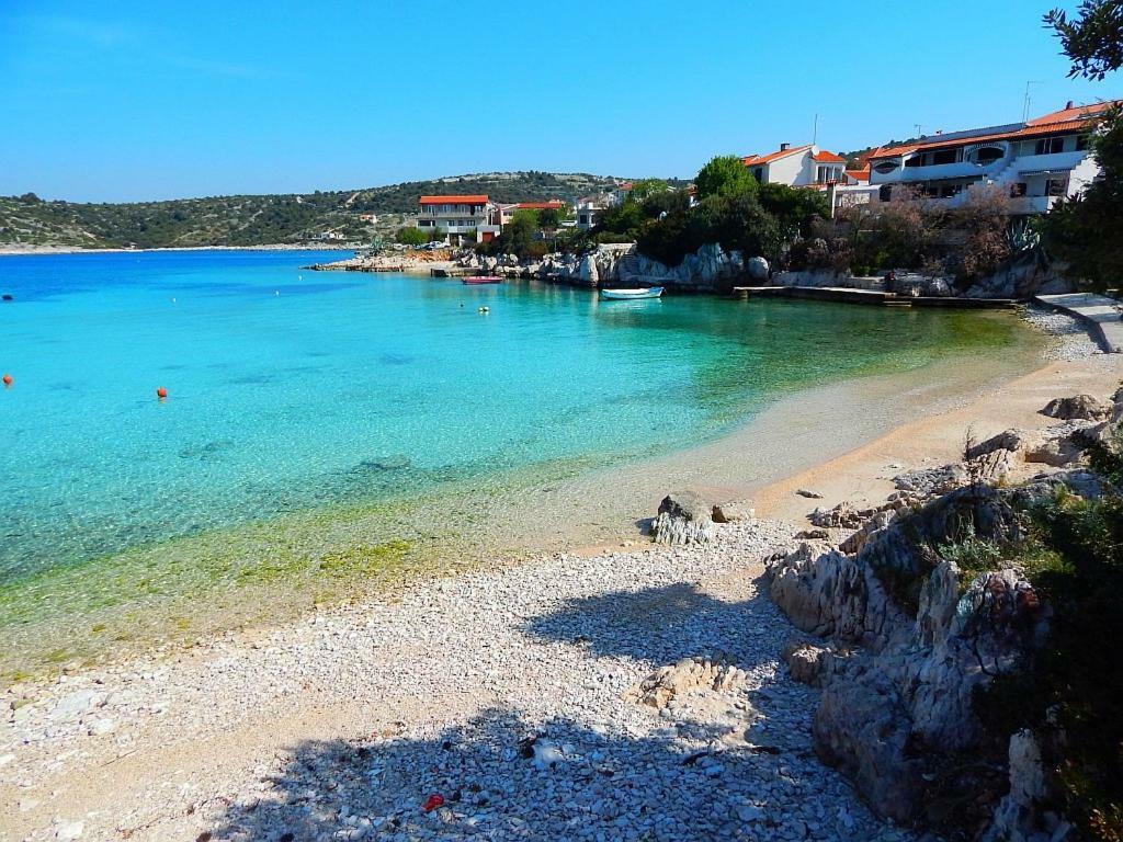 Villa Chiara Razanj Bagian luar foto